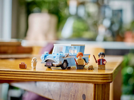 LEGO Harry Potter Komnata Tajemnic 76424 Latający Samochód Ford Anglia Auto