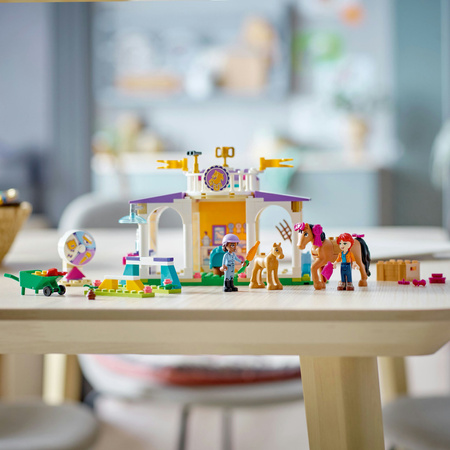 LEGO Friends 41746 Szkolenie koni