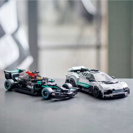 LEGO Speed 76909 2x Samochód Mercedes AMG F1 W12 E Performance AMG ONE Auta