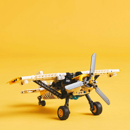 LEGO Technic 42198 Samolot transportowy Nowość