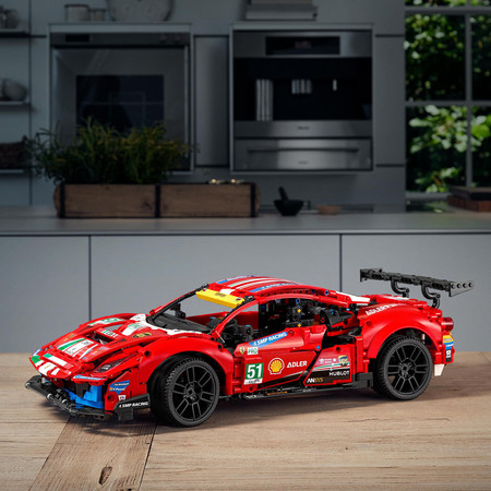 LEGO Samochód Wyścigowy Ferrari 488 GTE Duży 1682e 42125